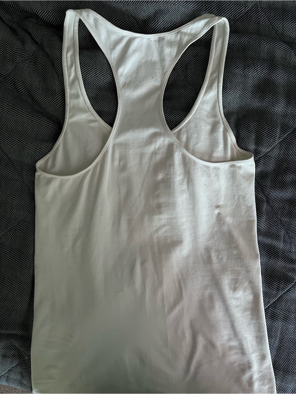 Babaton Sculpt Racerback Scoop Neck Tank Top - Picture 6 of 7